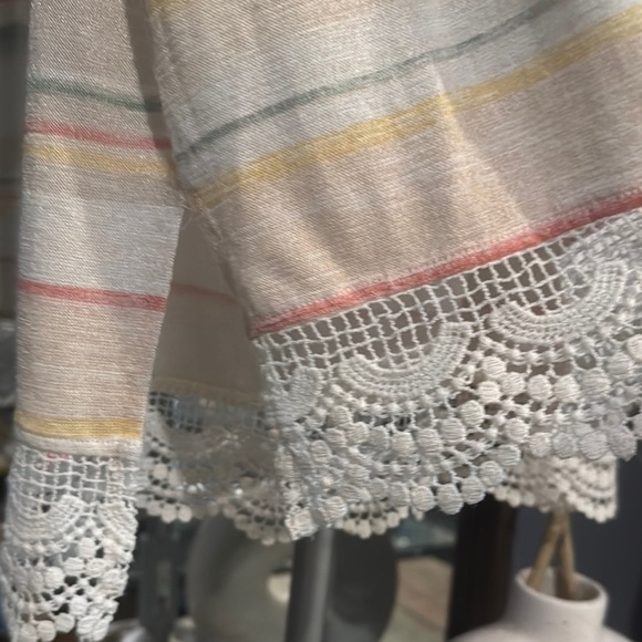 LC Lauren Conrad‎ Pink and Yellow Asymmetrical Ruffled Blouse - Picture 2 of 7